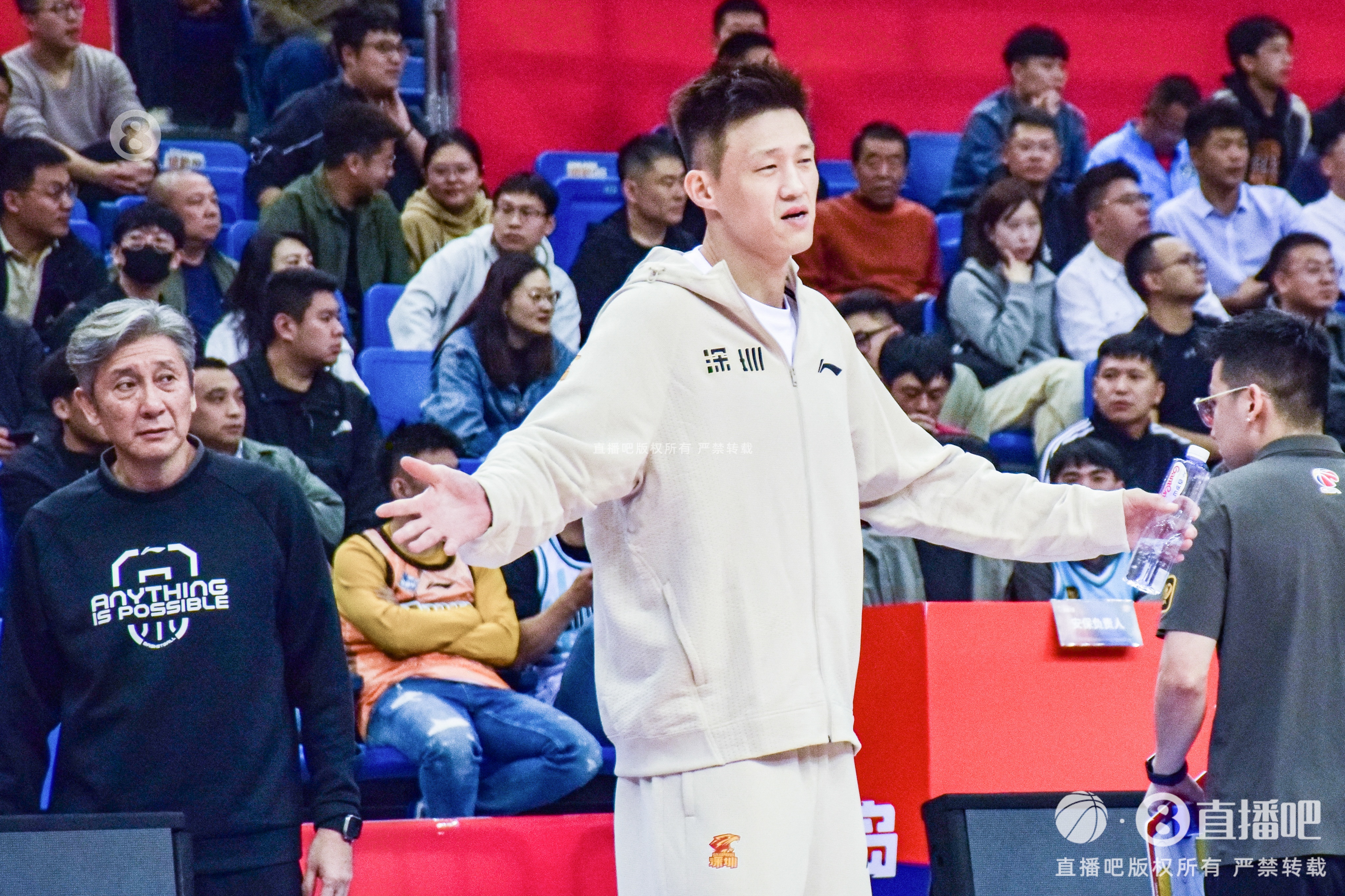 無緣季后賽！周鵬&威姆斯受傷病影響未隨隊出征客場 留在深圳養(yǎng)傷