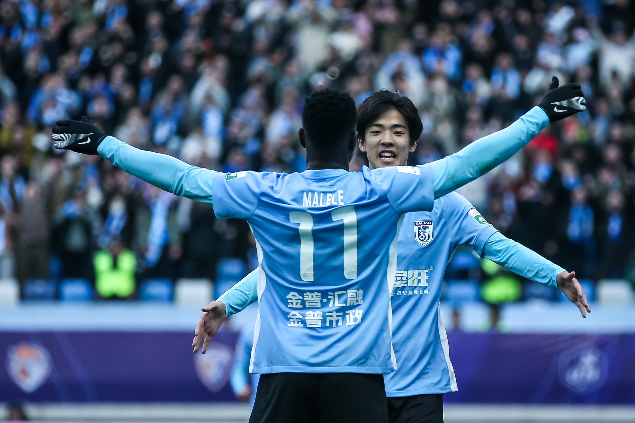 青春風暴刮起來！19歲朱鵬宇&18歲王鈺棟處子球 19歲李新翔1射2傳
